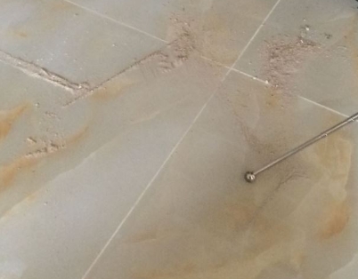 永定瓷砖空鼓维修公司分享粘合剂选择不当在瓷砖铺贴过程中可能导致以下问题