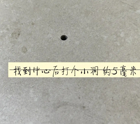 永定瓷砖空鼓维修公司专业解答在瓷砖铺贴过程中，如果砂料搅拌不均匀，将会带来以下问题